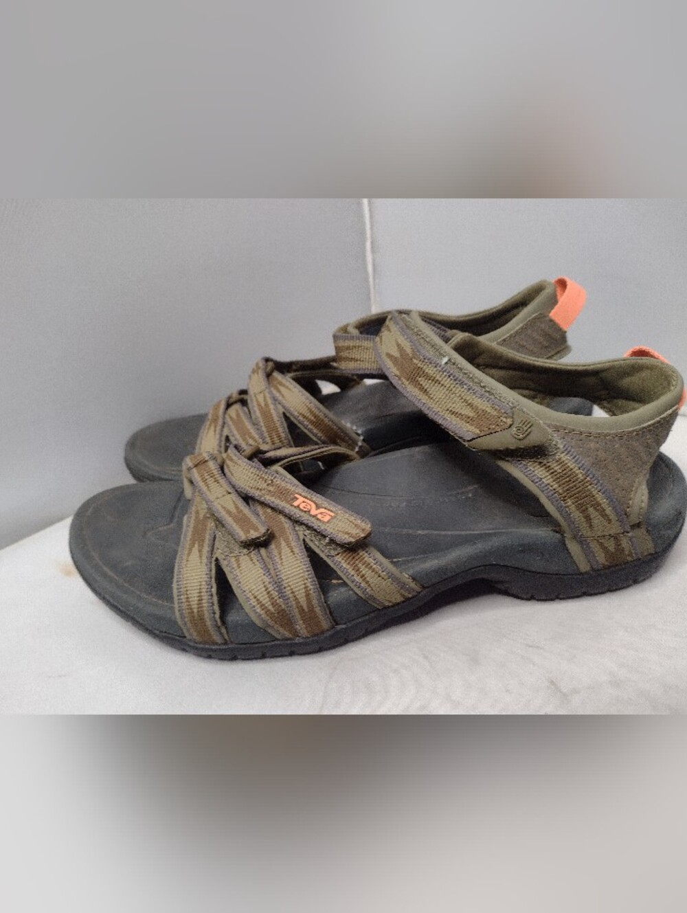 Teva Women's Tirra Sandals Size 8 Green Outdoor Water Trail Hiking B2